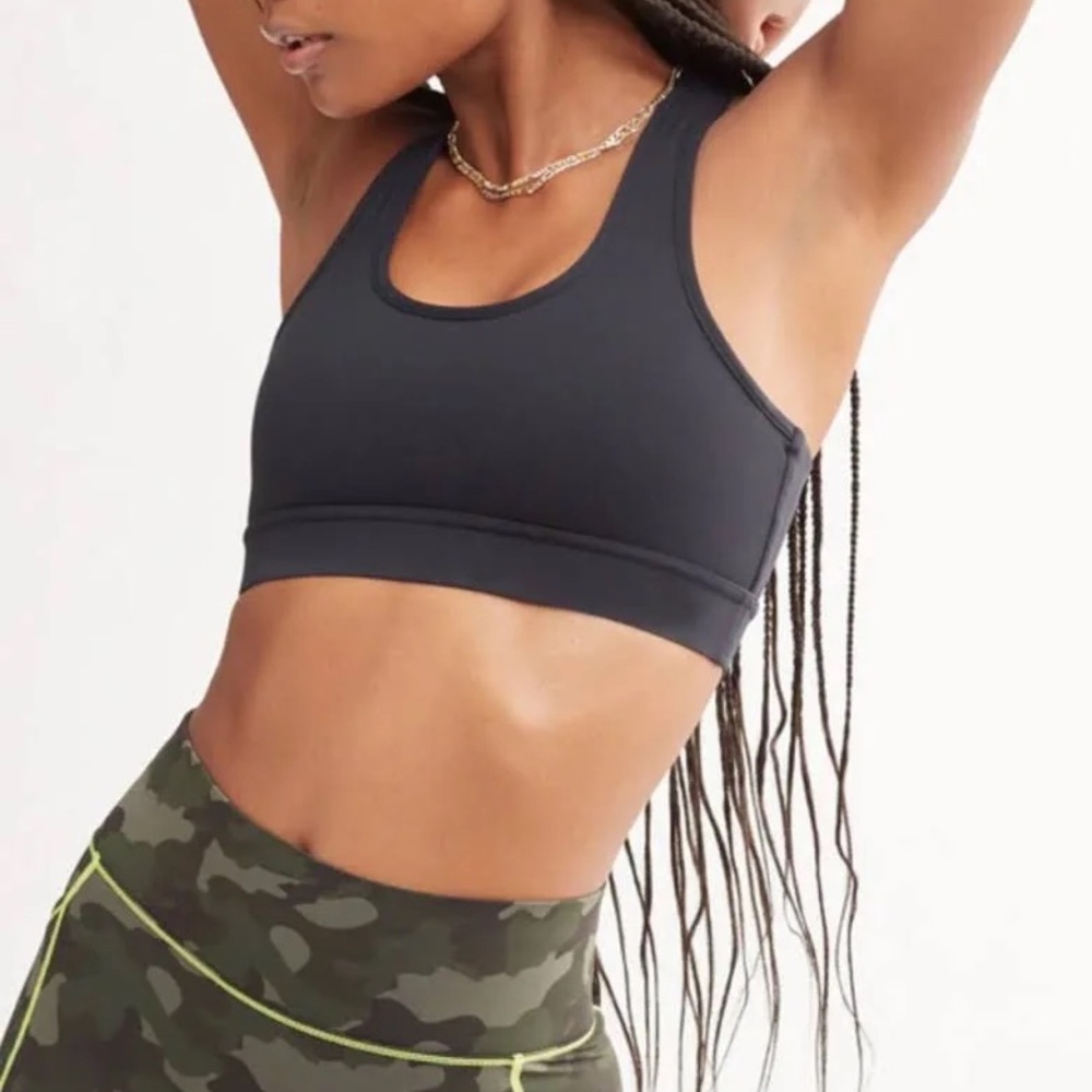 Bandier All Access Front Row Bra Size M - image 1